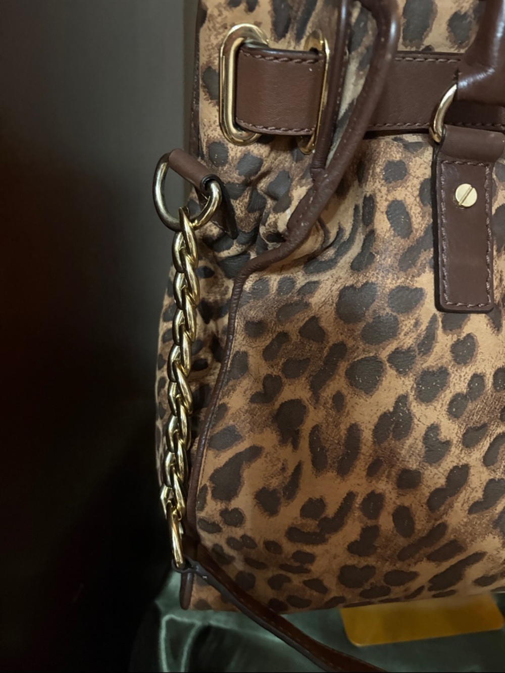 Michael Kors Large Hamilton Traveler Leopard Print Tote in Brown and Gold - Picture 3 of 13